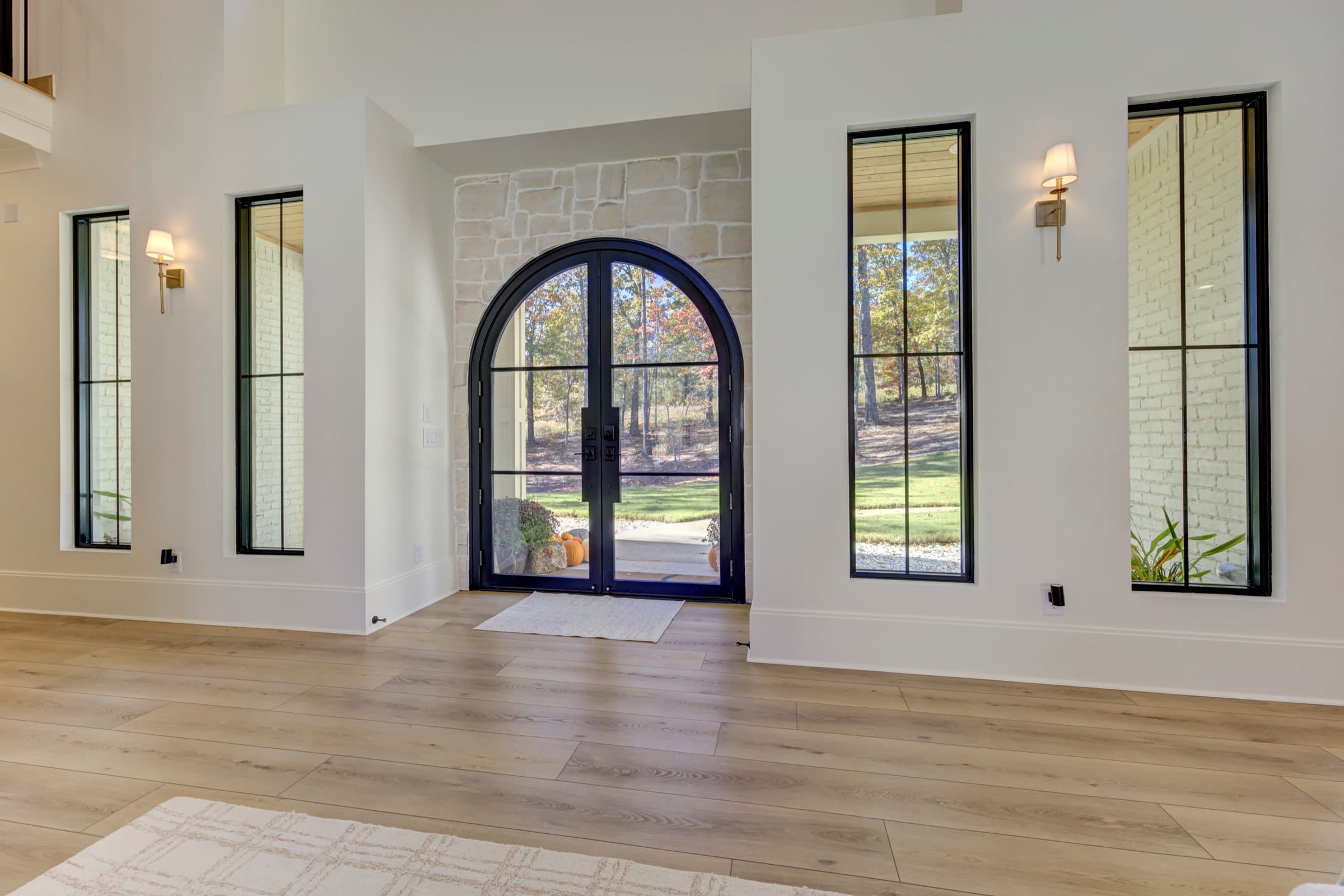 The Grand Estate — photo 3